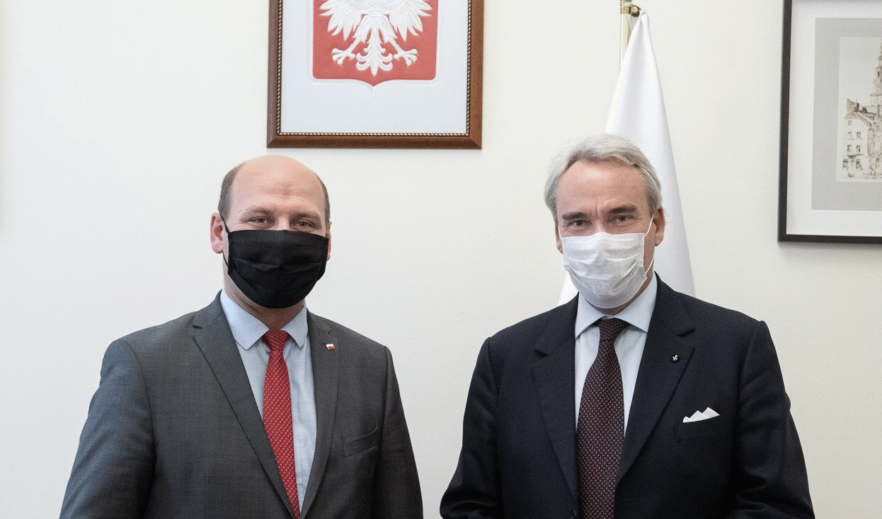 Spotkanie ambasadora Nielsa Lorijna z wiceministrem Szymonem Szynkowskim vel Sękiem